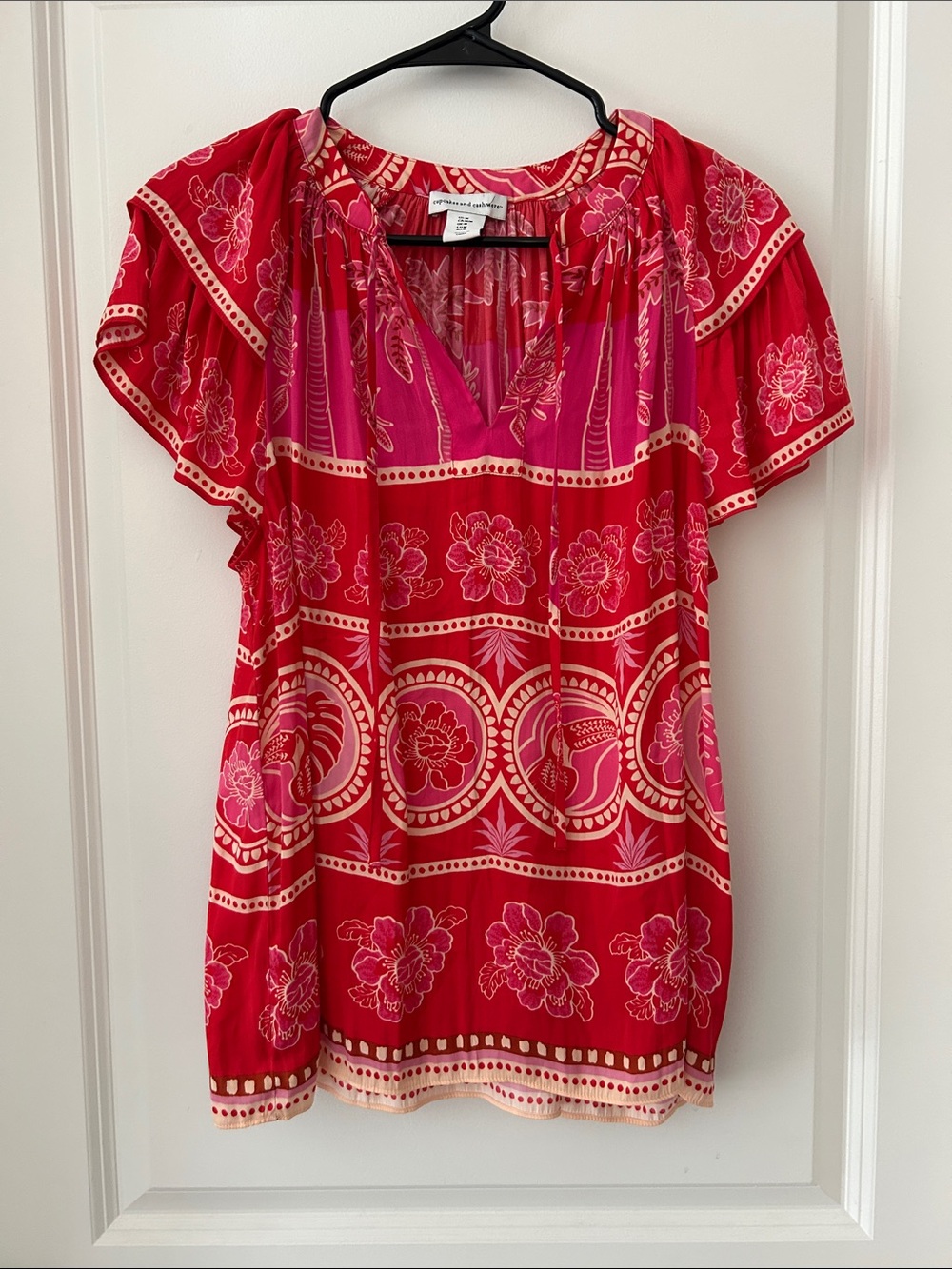 cupcakes & cashmere Red & Pink Floral Peasant Tunic